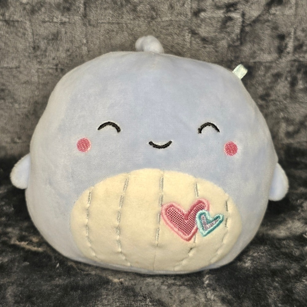 Squishmallows Samir the Whale 5 inch Valentine Squad Blue Plush Heart Belly 2021
